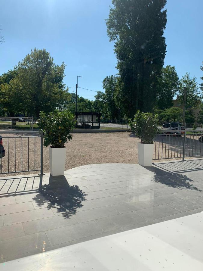 Kinizsi Udvar Apartmanház Balatonboglár Exterior foto