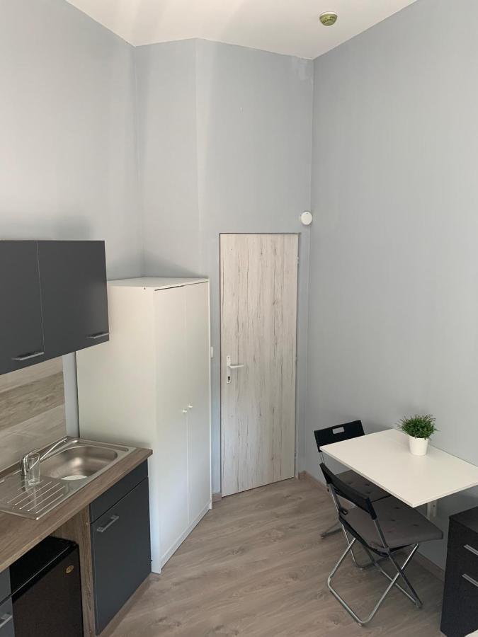 Kinizsi Udvar Apartmanház Balatonboglár Exterior foto