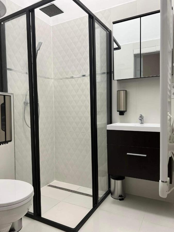 Kinizsi Udvar Apartmanház Balatonboglár Exterior foto