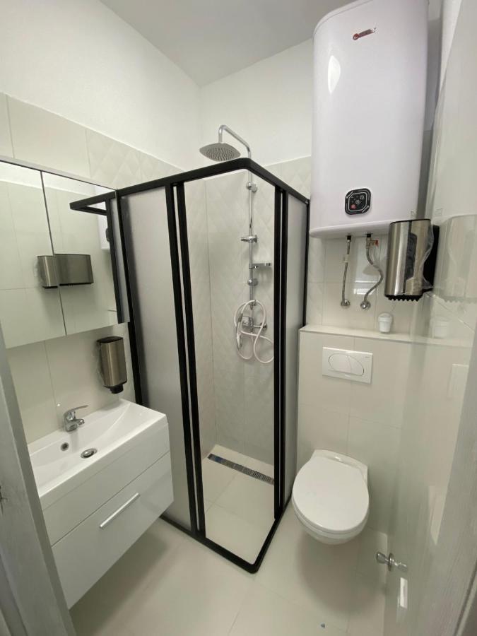 Kinizsi Udvar Apartmanház Balatonboglár Exterior foto